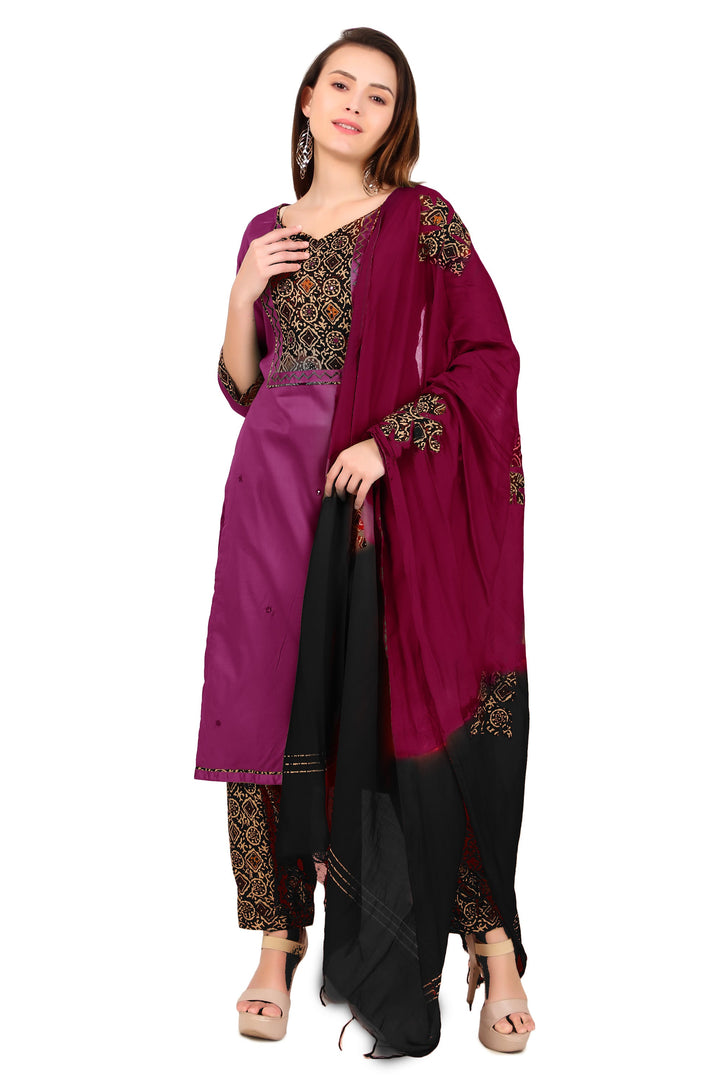 Ladyline Cotton Traditional Salwar Kameez Suit for Women Gamthi Print Hand Work Dress